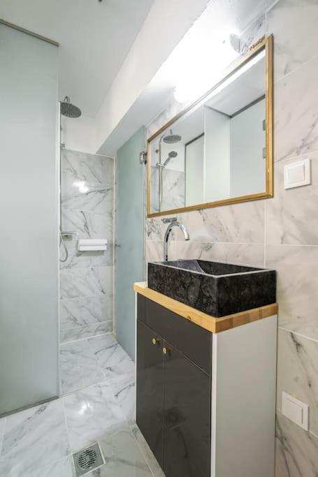 Modern Boutique Apartment アテネ エクステリア 写真