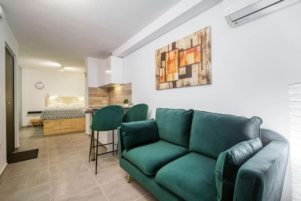 Modern Boutique Apartment アテネ エクステリア 写真