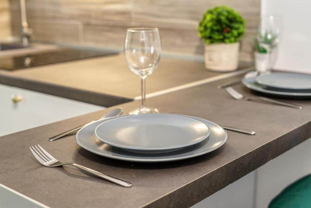 Modern Boutique Apartment アテネ エクステリア 写真